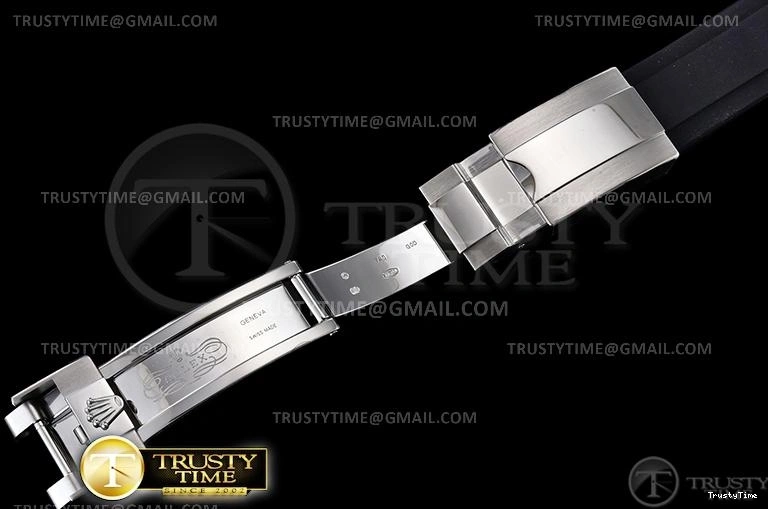 0425 WrinkleFree ROLYM182 – YachtMaster 40mm 1078